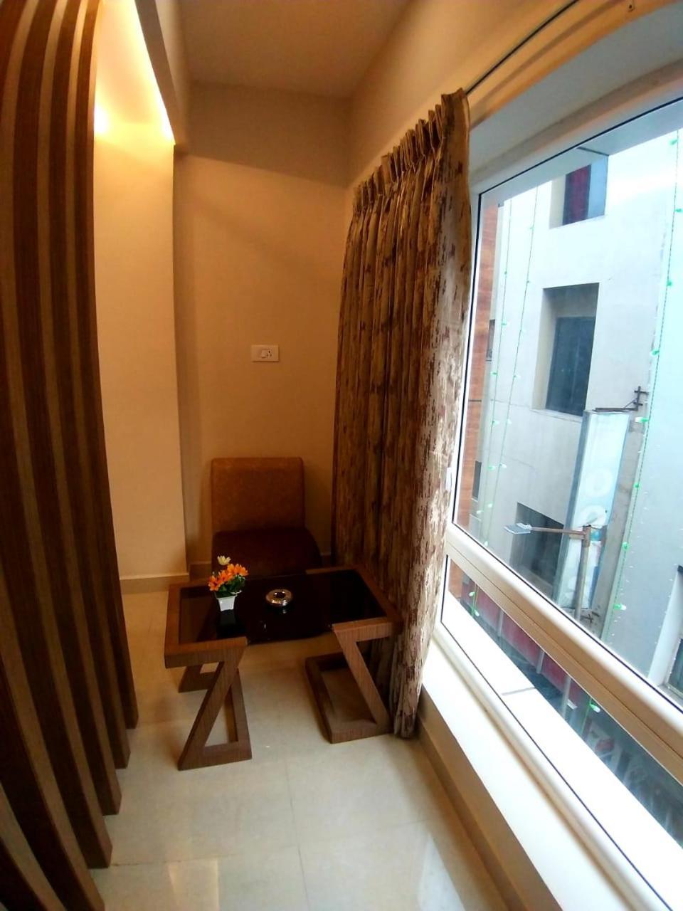 Grand Elegant Hotel Chennai Exterior foto